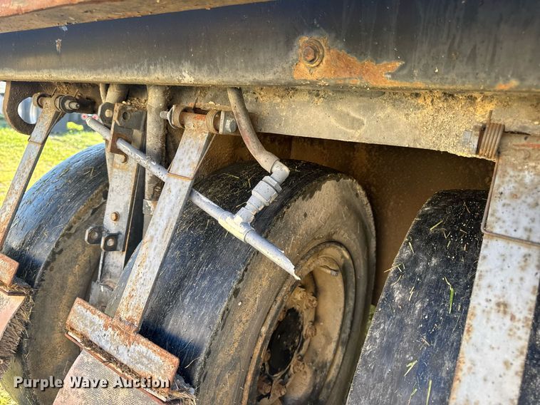 image for item EN4608 1987 Bomag BW12R pneumatic roller