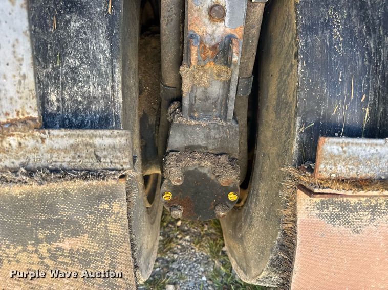 image for item EN4608 1987 Bomag BW12R pneumatic roller