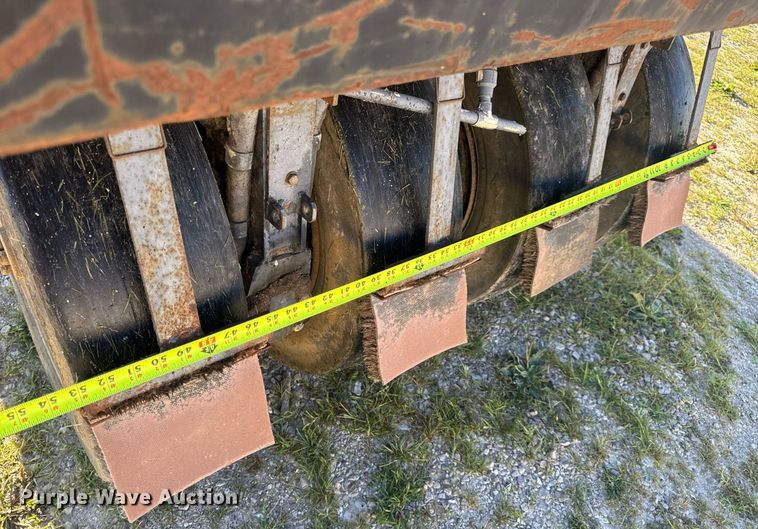 image for item EN4608 1987 Bomag BW12R pneumatic roller