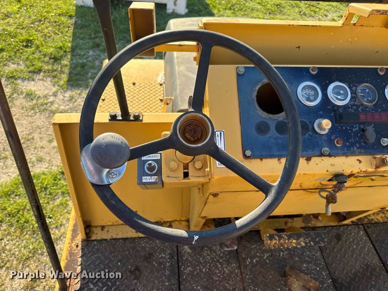 image for item EN4608 1987 Bomag BW12R pneumatic roller