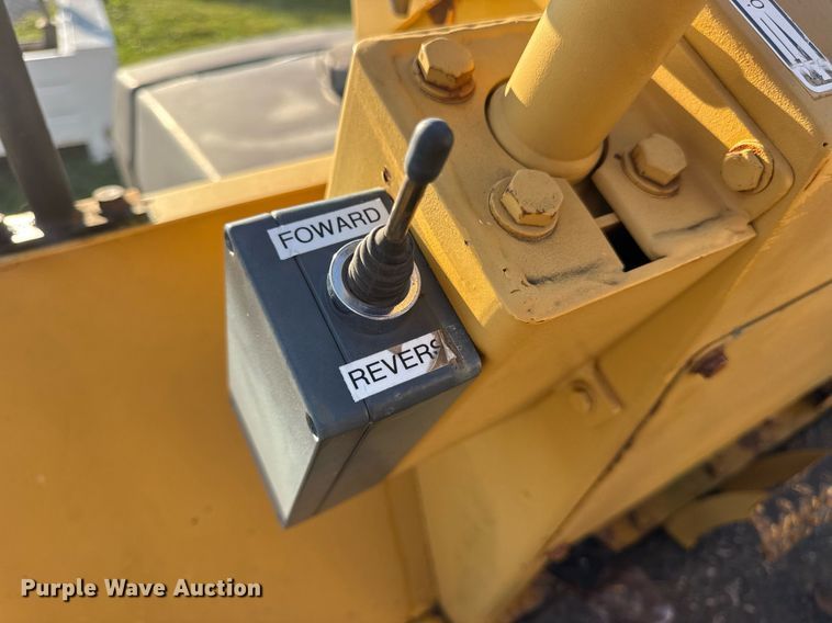 image for item EN4608 1987 Bomag BW12R pneumatic roller