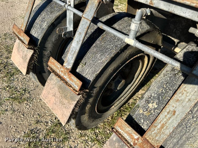 image for item EN4608 1987 Bomag BW12R pneumatic roller