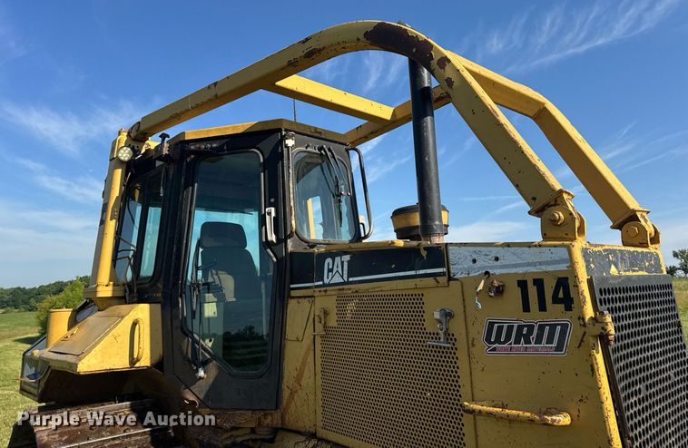 image for item EN4609 1997 Caterpillar D6M dozer