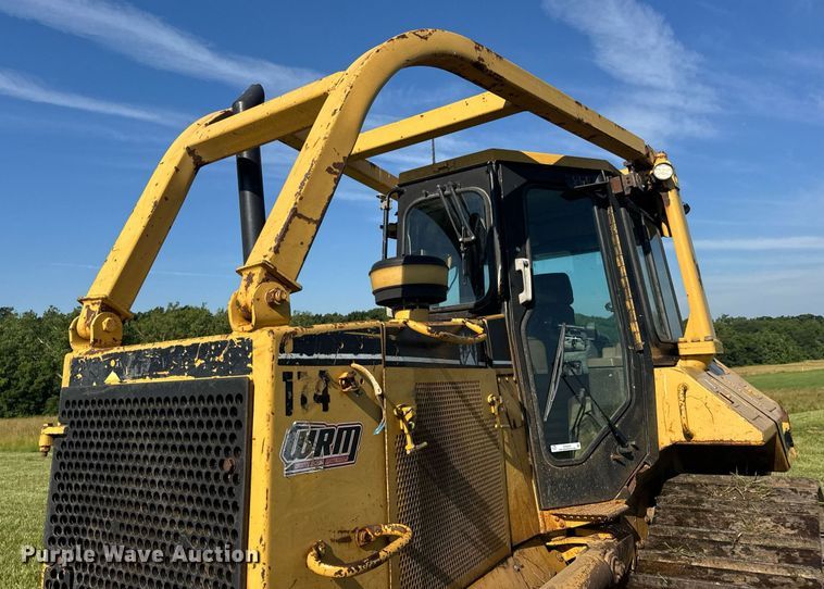 image for item EN4609 1997 Caterpillar D6M dozer