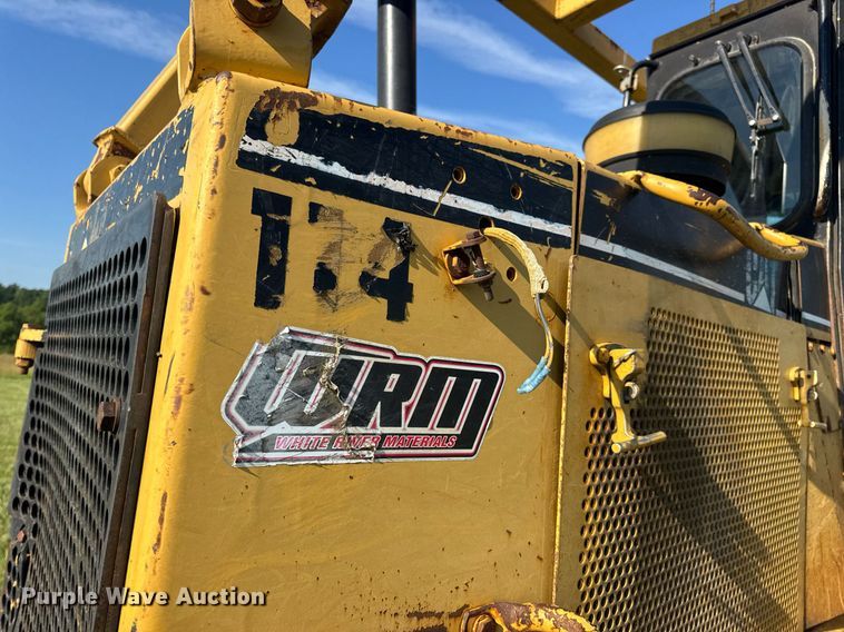 image for item EN4609 1997 Caterpillar D6M dozer