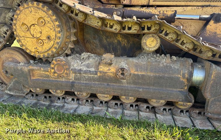 image for item EN4609 1997 Caterpillar D6M dozer
