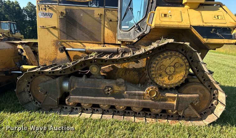 image for item EN4609 1997 Caterpillar D6M dozer