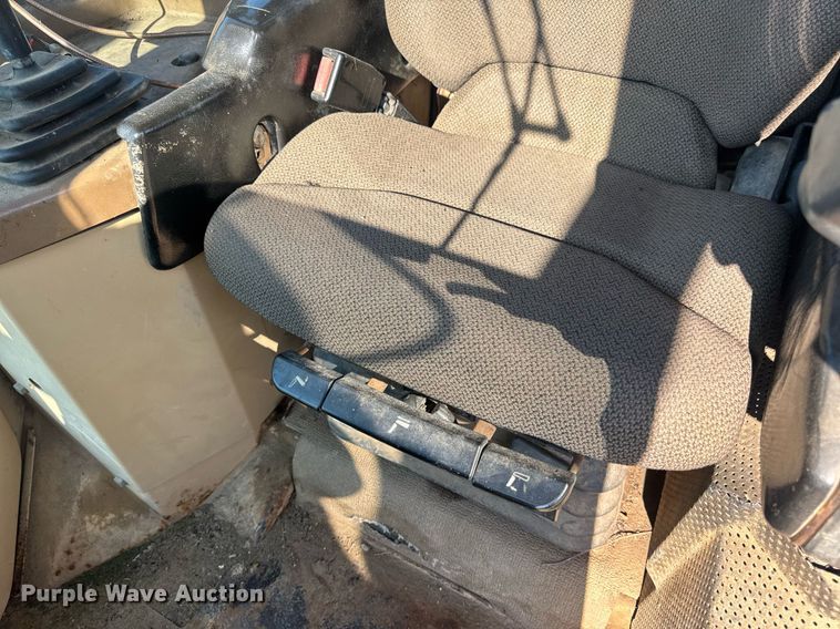 image for item EN4609 1997 Caterpillar D6M dozer