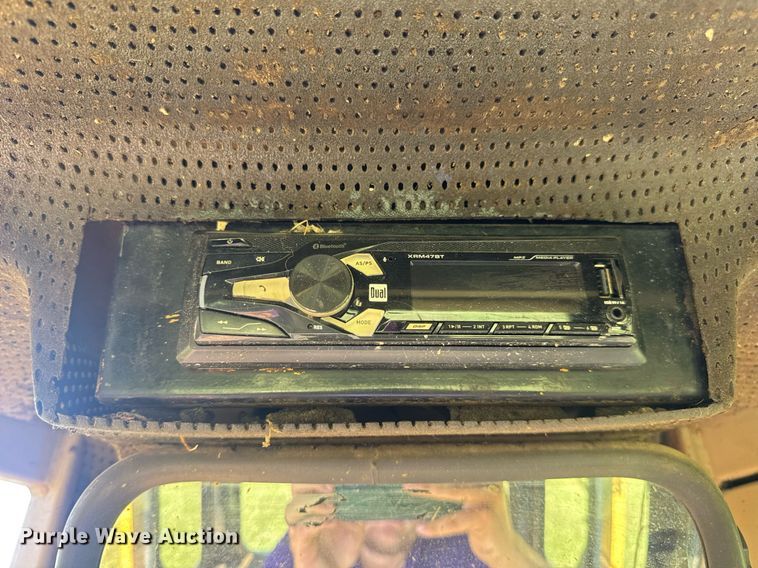 image for item EN4609 1997 Caterpillar D6M dozer