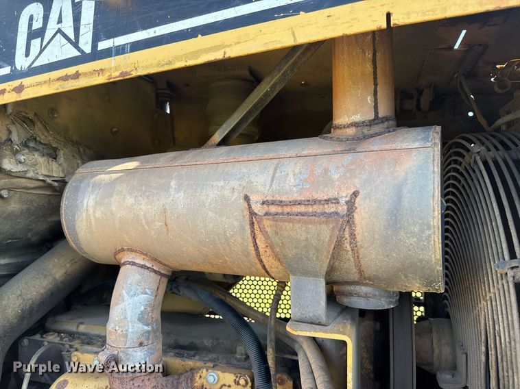 image for item EN4609 1997 Caterpillar D6M dozer