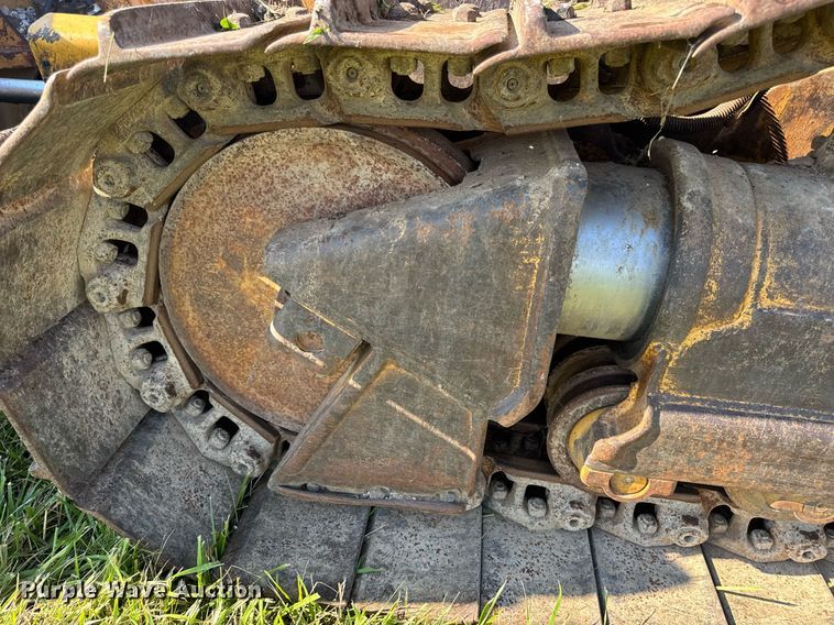 image for item EN4609 1997 Caterpillar D6M dozer