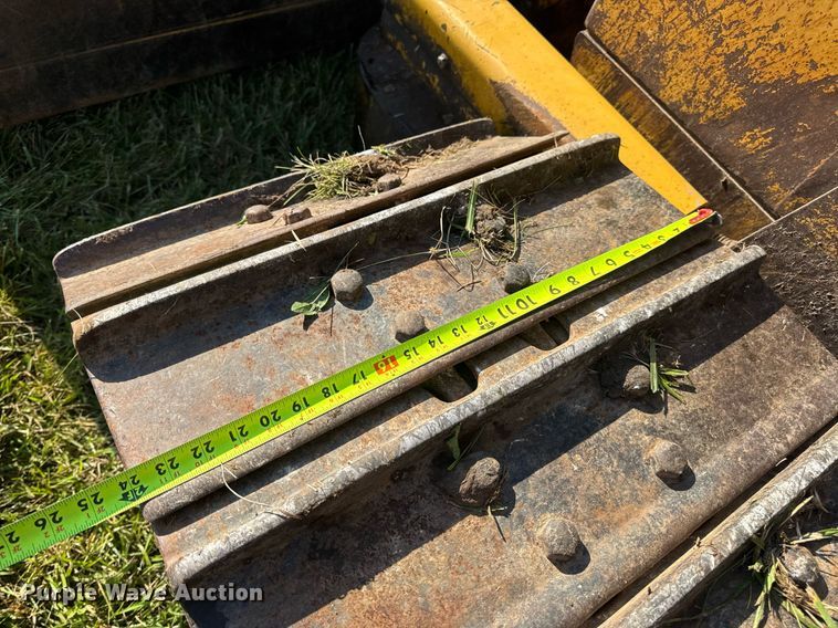 image for item EN4609 1997 Caterpillar D6M dozer