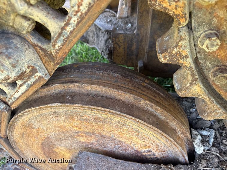 image for item EN4609 1997 Caterpillar D6M dozer