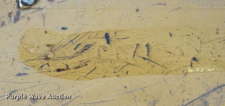 image for item EN4609 1997 Caterpillar D6M dozer