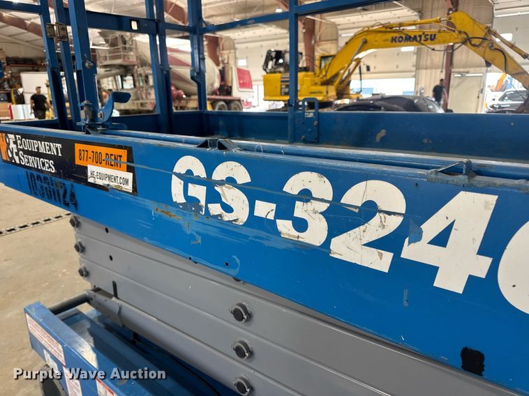 image for item EN4616 2020 Genie GS-3246 scissor lift