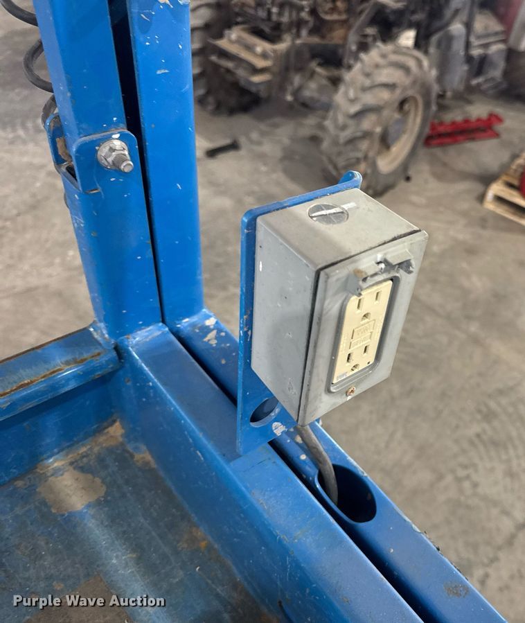 image for item EN4616 2020 Genie GS-3246 scissor lift