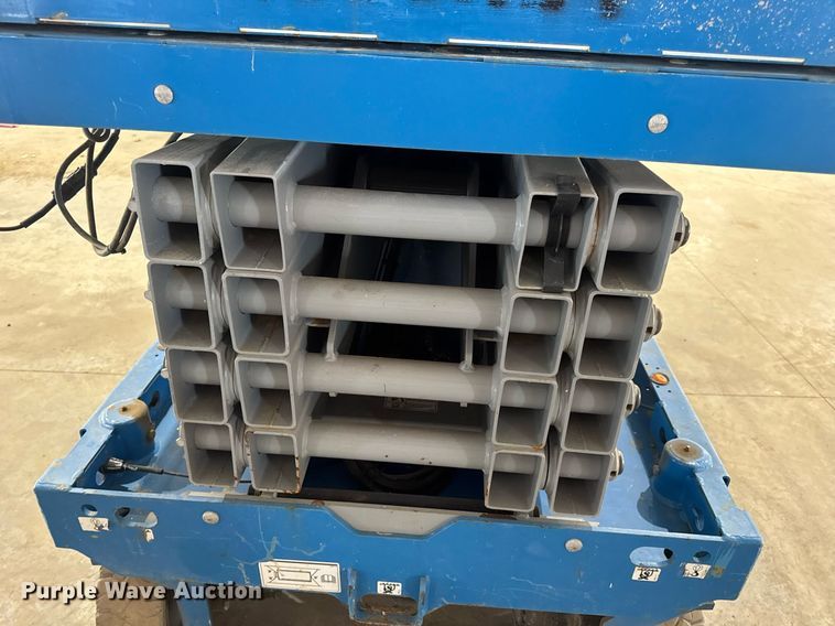 image for item EN4616 2020 Genie GS-3246 scissor lift