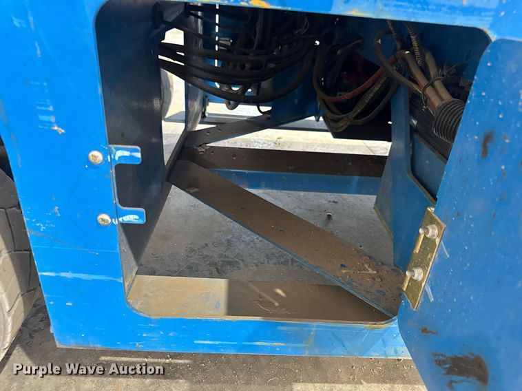 image for item EN4616 2020 Genie GS-3246 scissor lift
