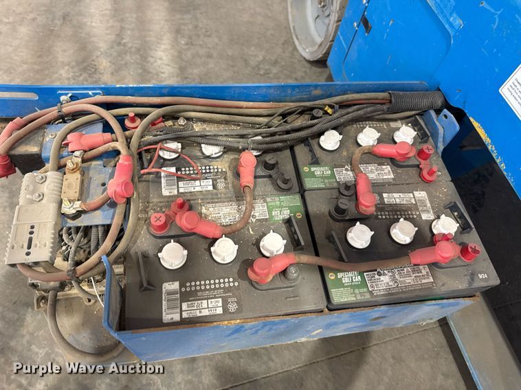 image for item EN4616 2020 Genie GS-3246 scissor lift