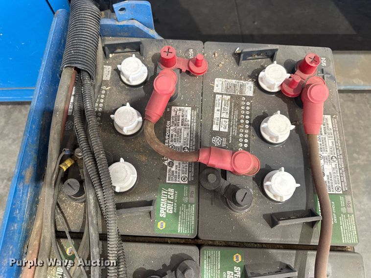 image for item EN4616 2020 Genie GS-3246 scissor lift