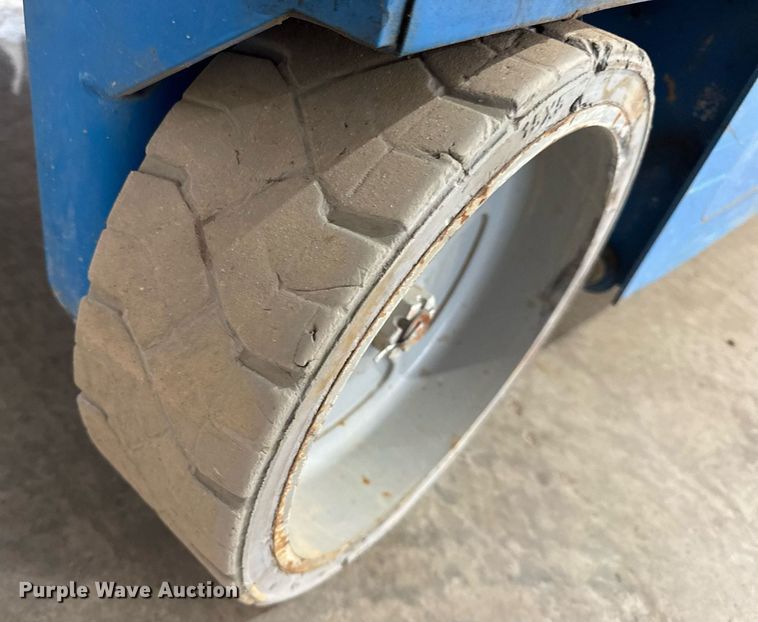 image for item EN4616 2020 Genie GS-3246 scissor lift