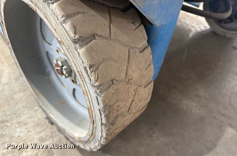 image for item EN4616 2020 Genie GS-3246 scissor lift