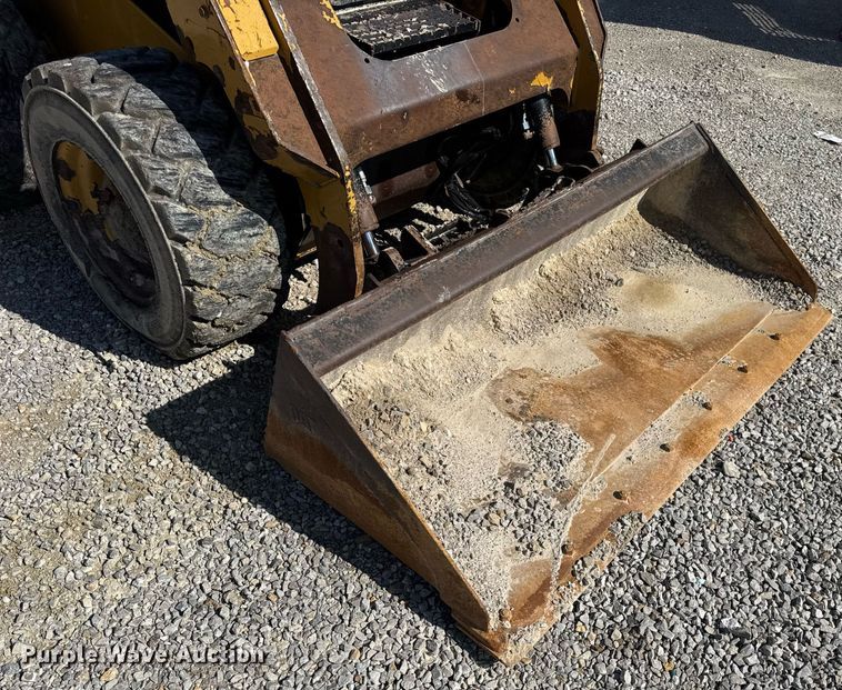 image for item EN4621 2016 Caterpillar 242D skid steer loader