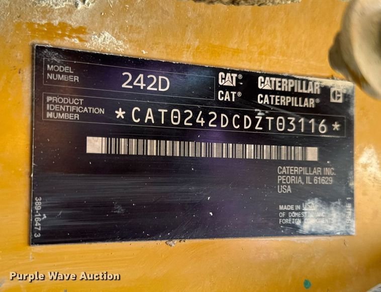 image for item EN4621 2016 Caterpillar 242D skid steer loader