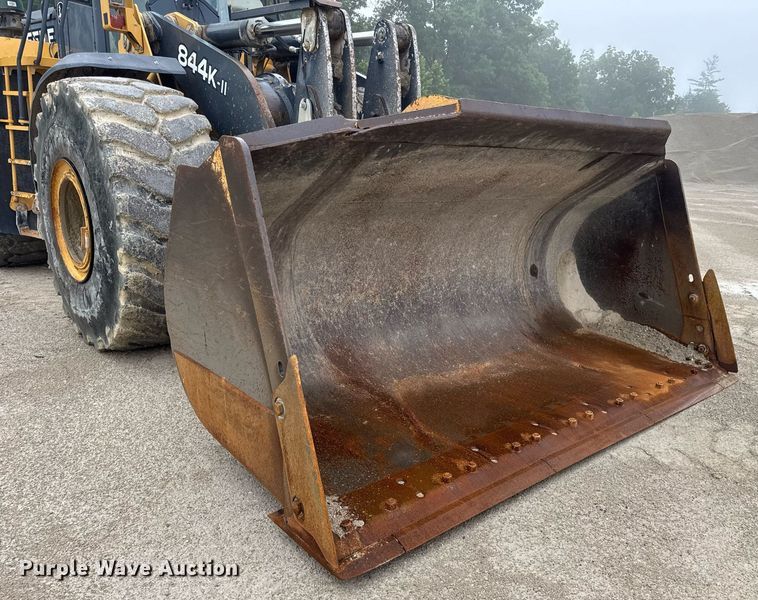 image for item EN4622 2014 John Deere 844K-II wheel loader