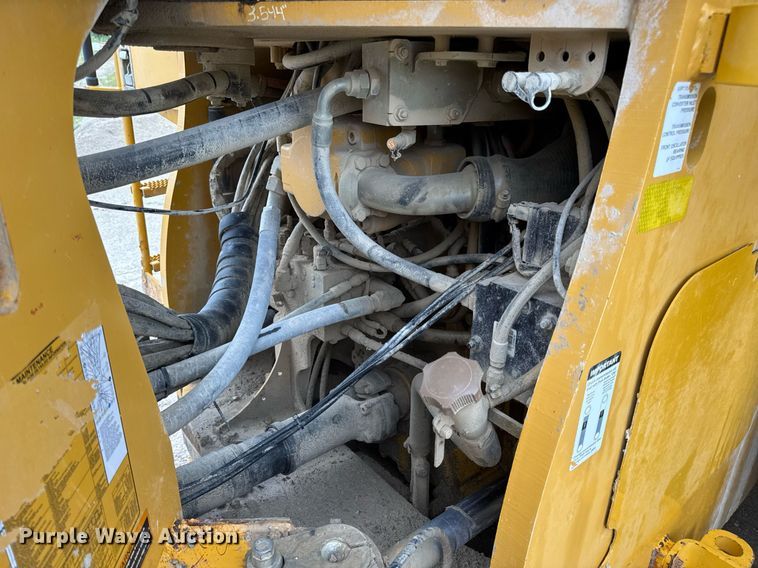 image for item EN4622 2014 John Deere 844K-II wheel loader