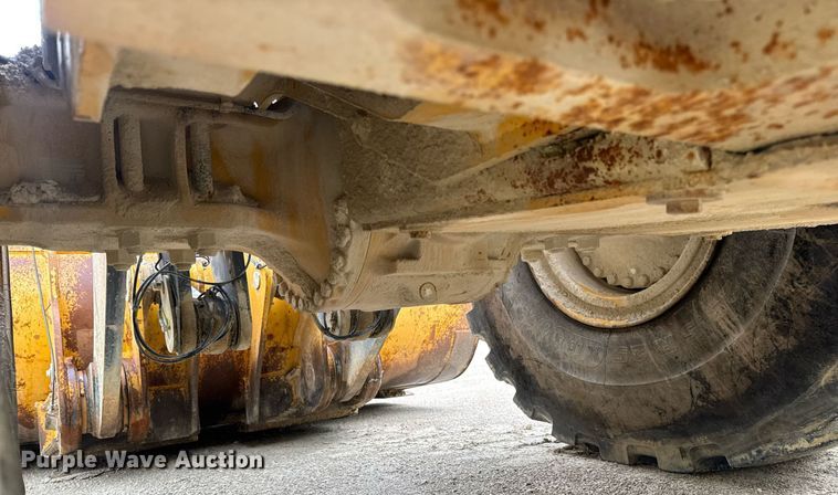 image for item EN4622 2014 John Deere 844K-II wheel loader