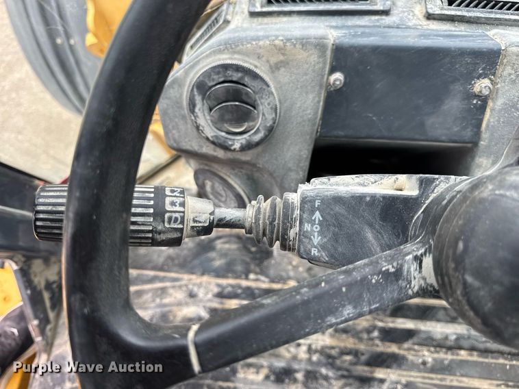 image for item EN4622 2014 John Deere 844K-II wheel loader