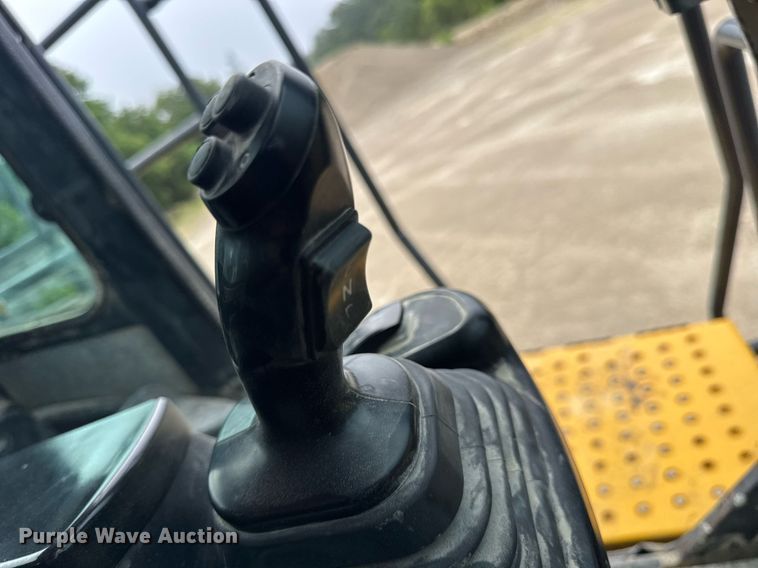 image for item EN4622 2014 John Deere 844K-II wheel loader