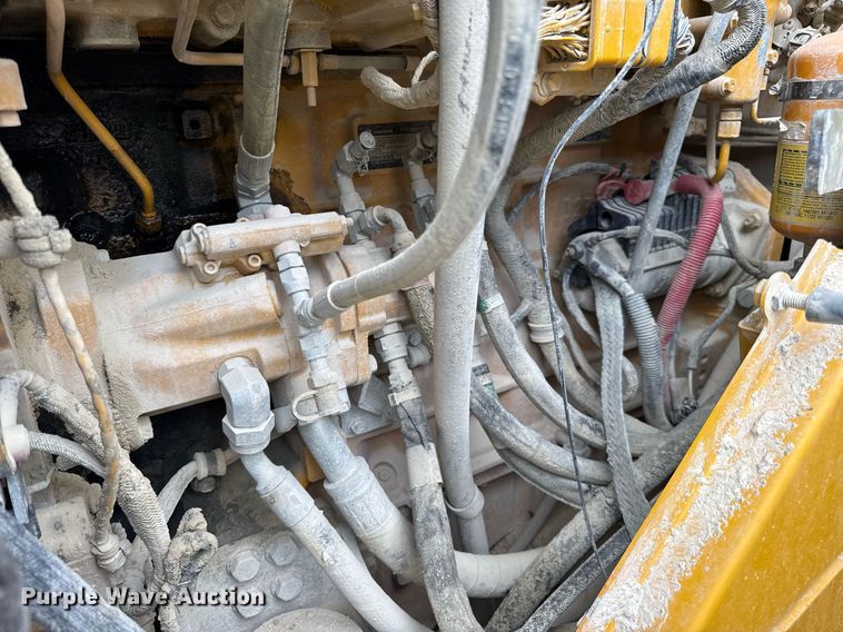 image for item EN4622 2014 John Deere 844K-II wheel loader