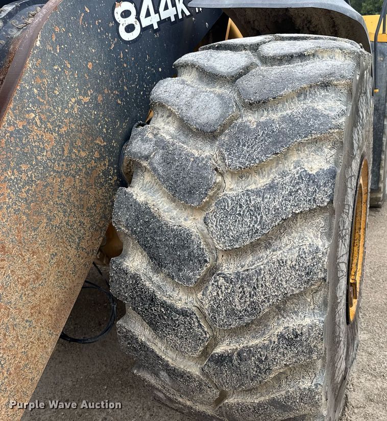 image for item EN4622 2014 John Deere 844K-II wheel loader