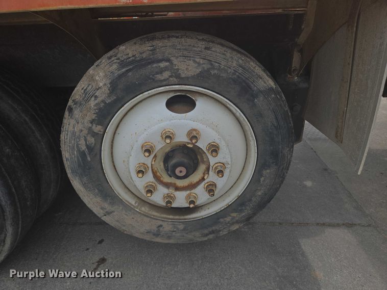 image for item EN8198 1998 Mack RD690S ready mix truck