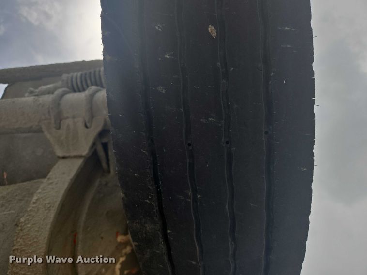 image for item EN8198 1998 Mack RD690S ready mix truck