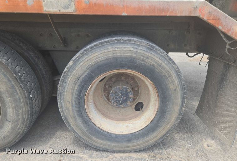 image for item EN8198 1998 Mack RD690S ready mix truck