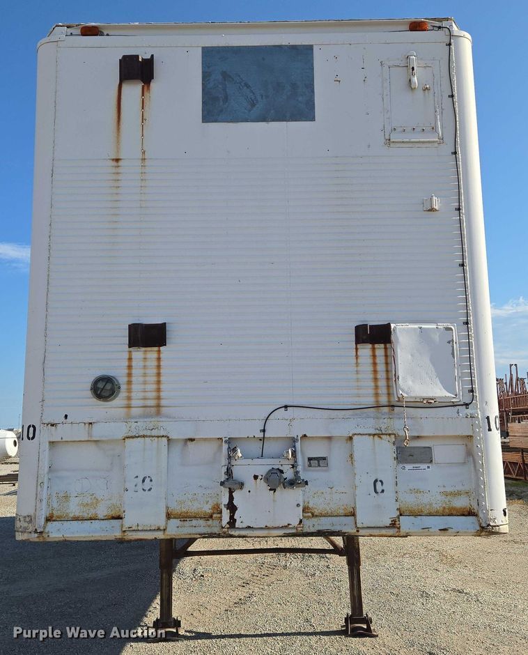 image for item EN8227 1972 Fruehauf dry van trailer