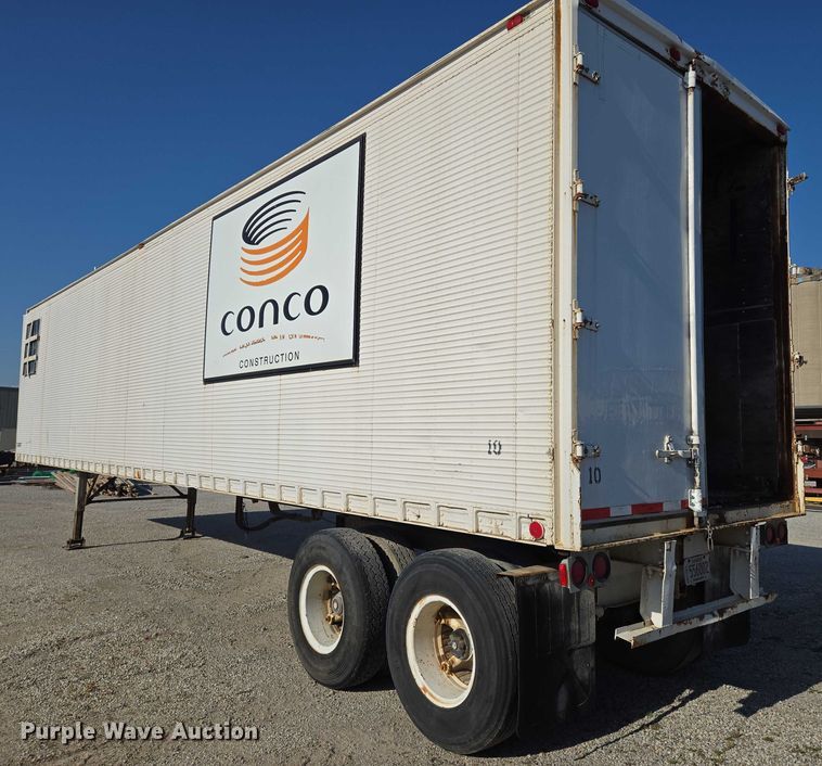 image for item EN8227 1972 Fruehauf dry van trailer