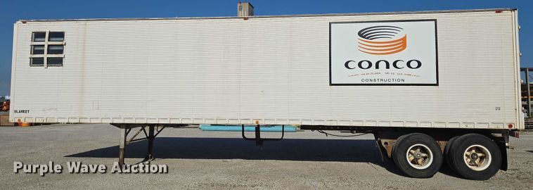 image for item EN8227 1972 Fruehauf dry van trailer