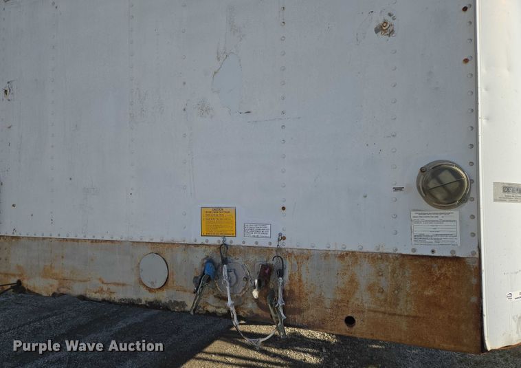 image for item EN8228 1988 Utility dry van office trailer