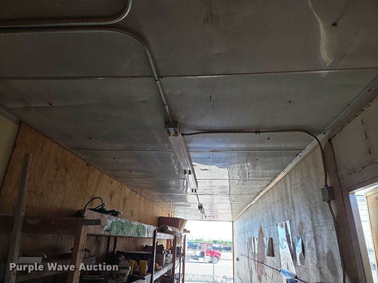 image for item EN8228 1988 Utility dry van office trailer