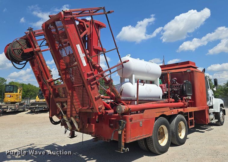 image for item EN8237 1992 Mack CH613 inversion boiler truck