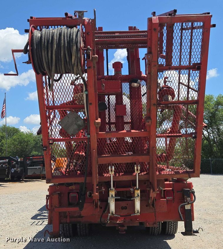 image for item EN8237 1992 Mack CH613 inversion boiler truck