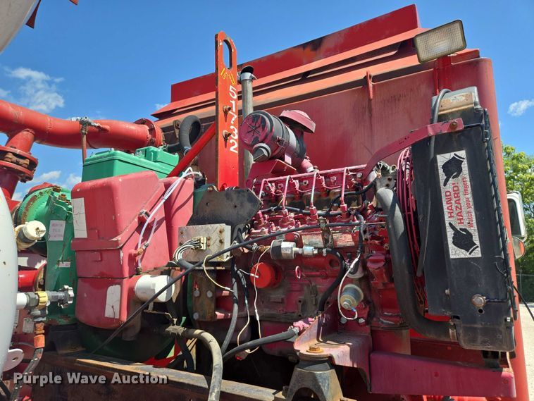 image for item EN8237 1992 Mack CH613 inversion boiler truck