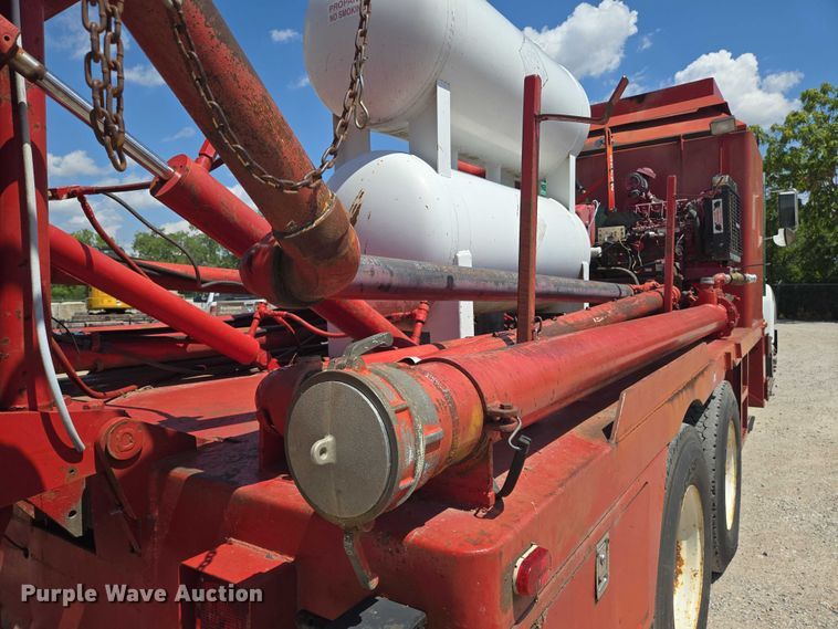 image for item EN8237 1992 Mack CH613 inversion boiler truck