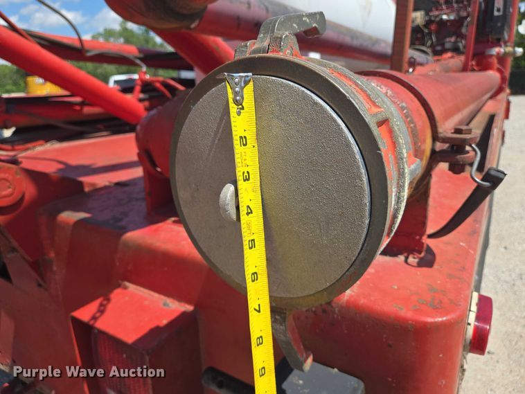 image for item EN8237 1992 Mack CH613 inversion boiler truck