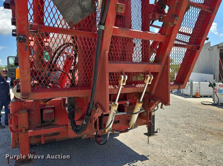 image for item EN8237 1992 Mack CH613 inversion boiler truck