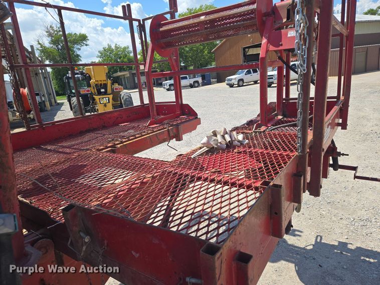 image for item EN8237 1992 Mack CH613 inversion boiler truck